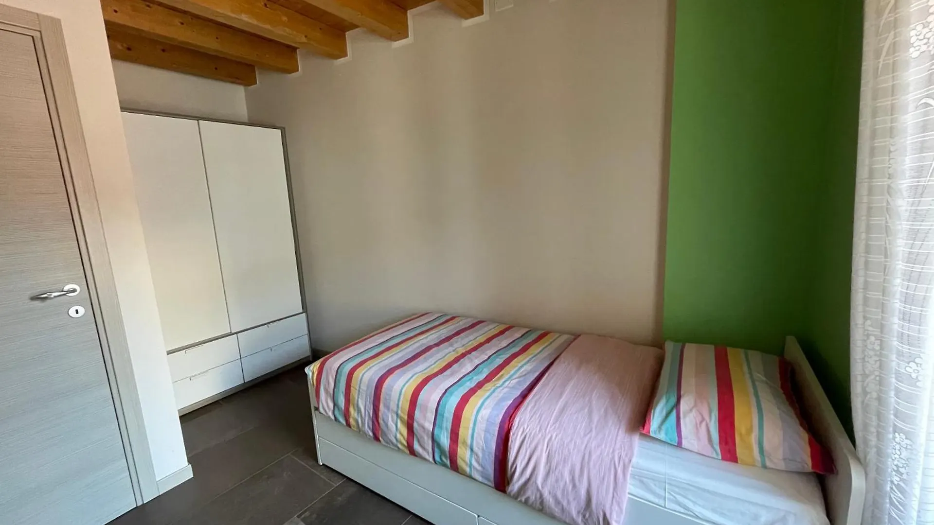 Dimora Rosso San Zeno - Wifi Veloce E Adatto Per Famiglie Vérone Appartement