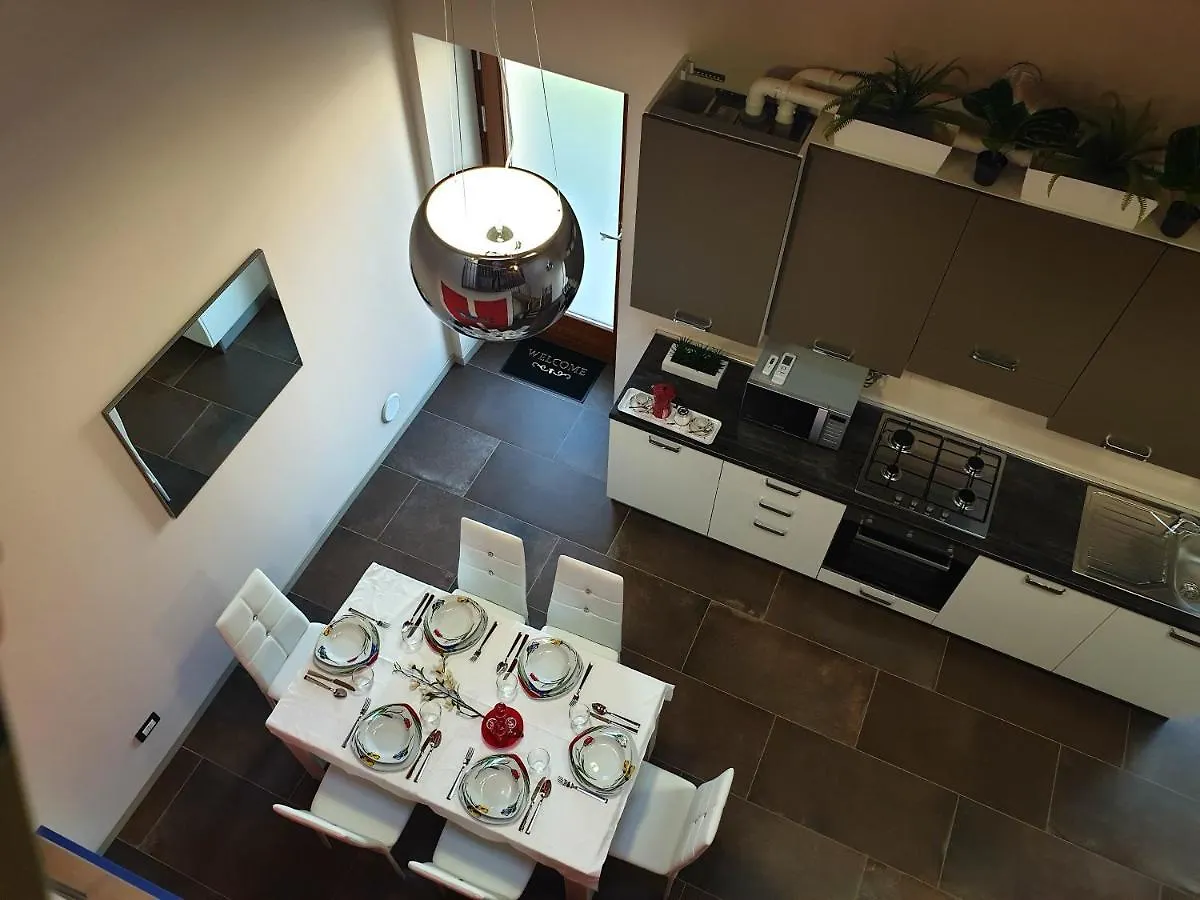 Dimora Rosso San Zeno - Wifi Veloce E Adatto Per Famiglie Verona Apartment